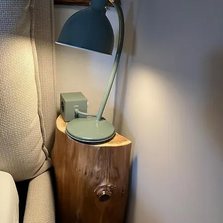 1912 I 10 Min Ins Zentrum I 100mbits Wlan I 1-3 Personen I Vollausgestattete Kueche Apartment *