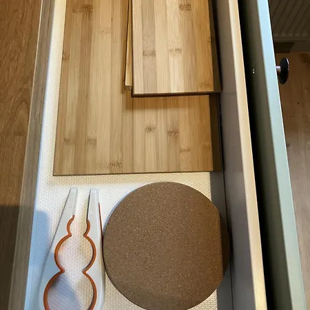 Apartment 1912 I 10 Min Ins Zentrum I 100mbits Wlan I 1-3 Personen I Vollausgestattete Kueche